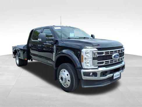 Used 2024 Ford F450 XLT w/ FX4 Off-Road Package image 15