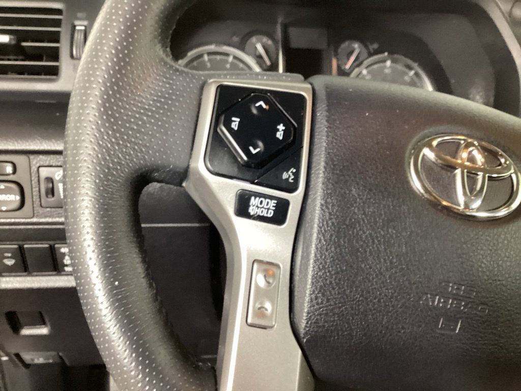 Used 2021 Toyota 4Runner Limited AWD/4WD image 14