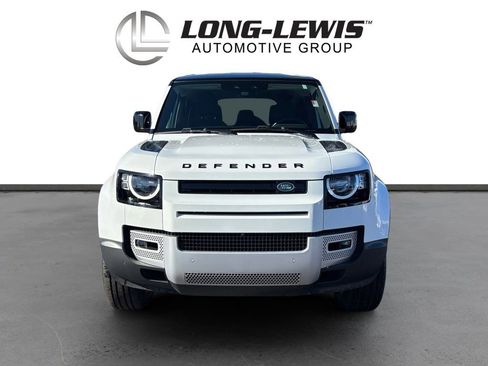 Used 2023 Land Rover Defender 110 S image 11