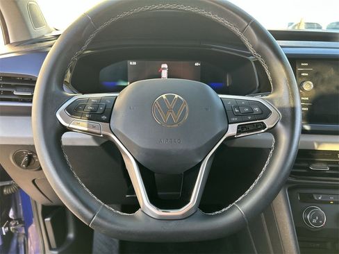 Used 2022 Volkswagen Taos SE image 19