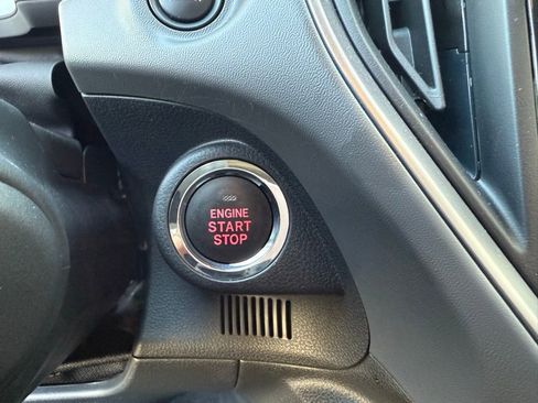 Certified 2025 Subaru Crosstrek 2.0i Premium image 13