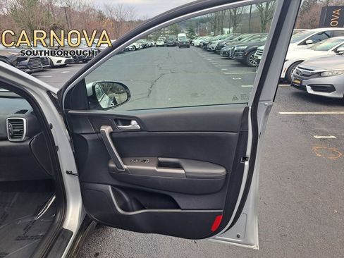 Used 2021 Kia Sportage S image 17