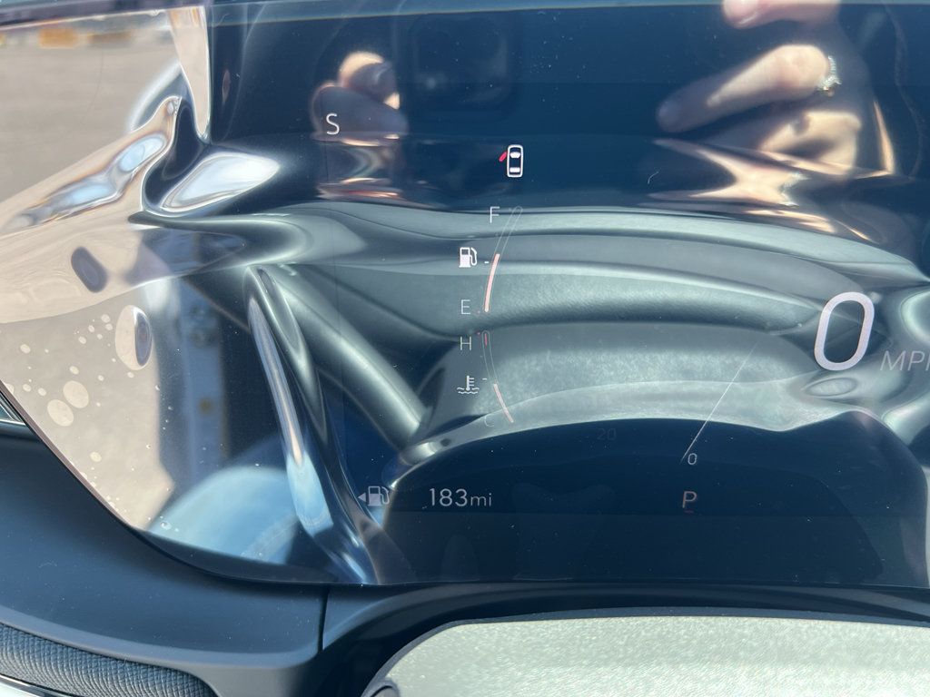 New 2026 Buick Envista Sport Touring w/ Convenience I Package FWD image 9