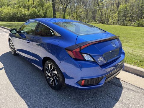 Used 2018 Honda Civic LX image 3
