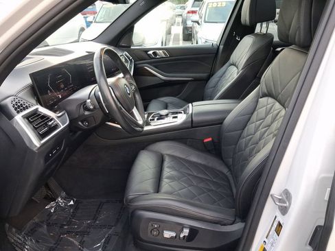 Used 2024 BMW X5 sDrive40i RWD image 17