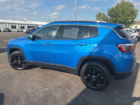 Used 2018 Jeep Compass Latitude w/ Popular Equipment Group image 19
