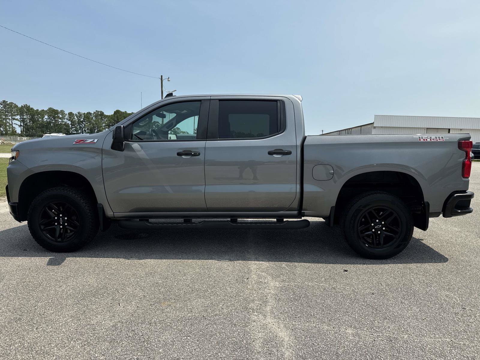 Used 2021 Chevrolet Silverado 1500 LT Trail Boss AWD/4WD image 6