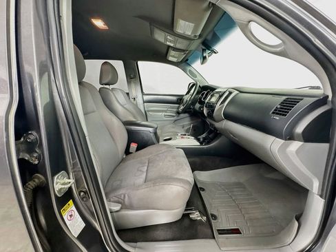 Used 2012 Toyota Tacoma 4x4 Double Cab w/ TRD Sport Pkg image 27