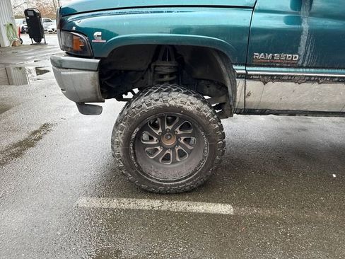 Used 1997 Dodge Ram 2500 Truck 4x4 Club Cab image 24