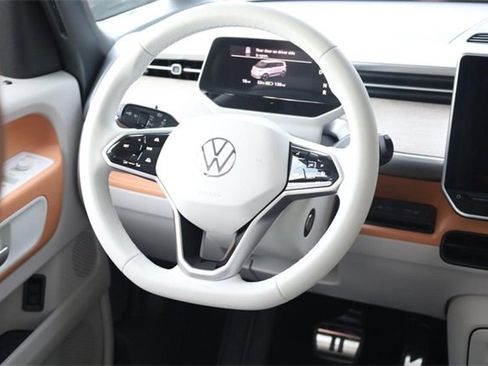 New 2025 Volkswagen ID. Buzz Pro S Plus image 24