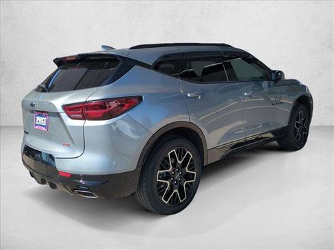 Used 2025 Chevrolet Blazer RS w/ Driver Confidence II Package image 5