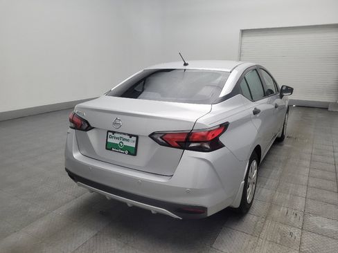 Used 2020 Nissan Versa S FWD image 9
