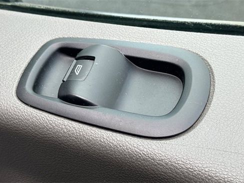 Used 2023 Ford Transit 350 XLT image 22