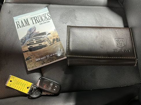 Used 2015 RAM 1500 Limited image 29