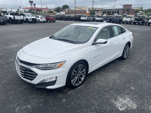 Used 2020 Chevrolet Malibu Premier FWD image 1