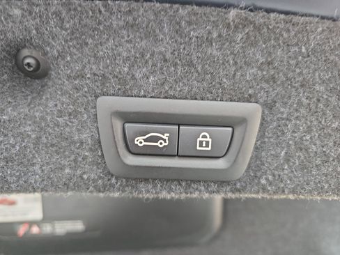 Used 2013 BMW M5 image 13