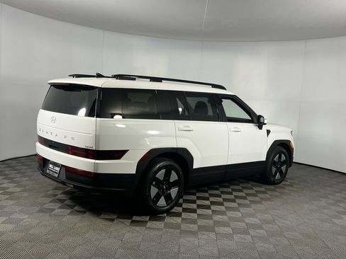 Used 2025 Hyundai Santa Fe SEL image 7