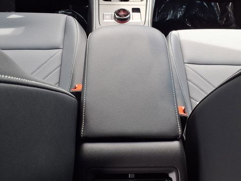 New 2026 Volkswagen Tiguan SE image 13