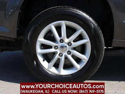 Used 2015 Dodge Grand Caravan SXT w/ Rear Park Assist Package image 13