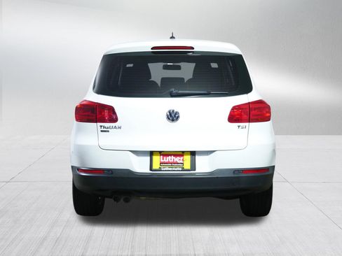 Used 2017 Volkswagen Tiguan Limited FWD image 6