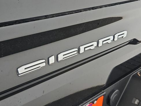 Used 2021 GMC Sierra 1500 AT4 w/ AT4 Preferred Package AWD/4WD image 38