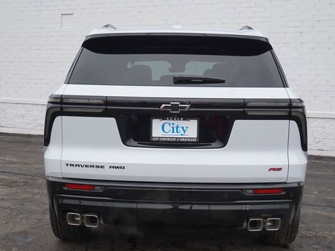 New 2026 Chevrolet Traverse RS image 5