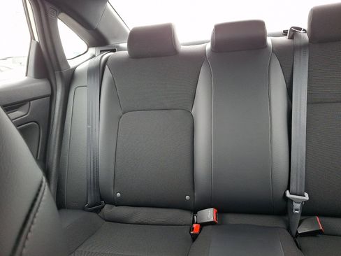 Used 2023 Honda Civic Sport image 14