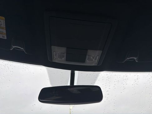 Certified 2018 Ford Explorer XLT w/ Equipment Group 201A image 27