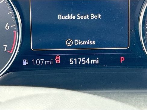 Used 2022 Buick Envision Avenir w/ Technology Package II FWD image 9