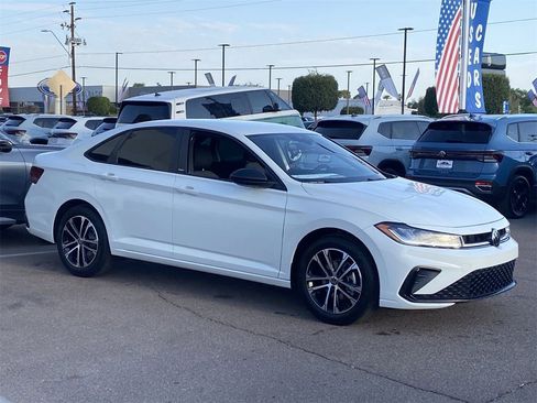 New 2025 Volkswagen Jetta Sport image 2