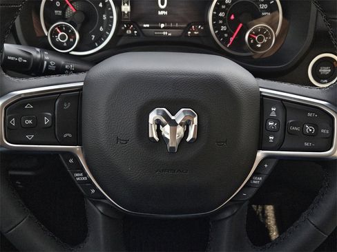 New 2026 RAM 1500 4x4 Crew Cab image 20