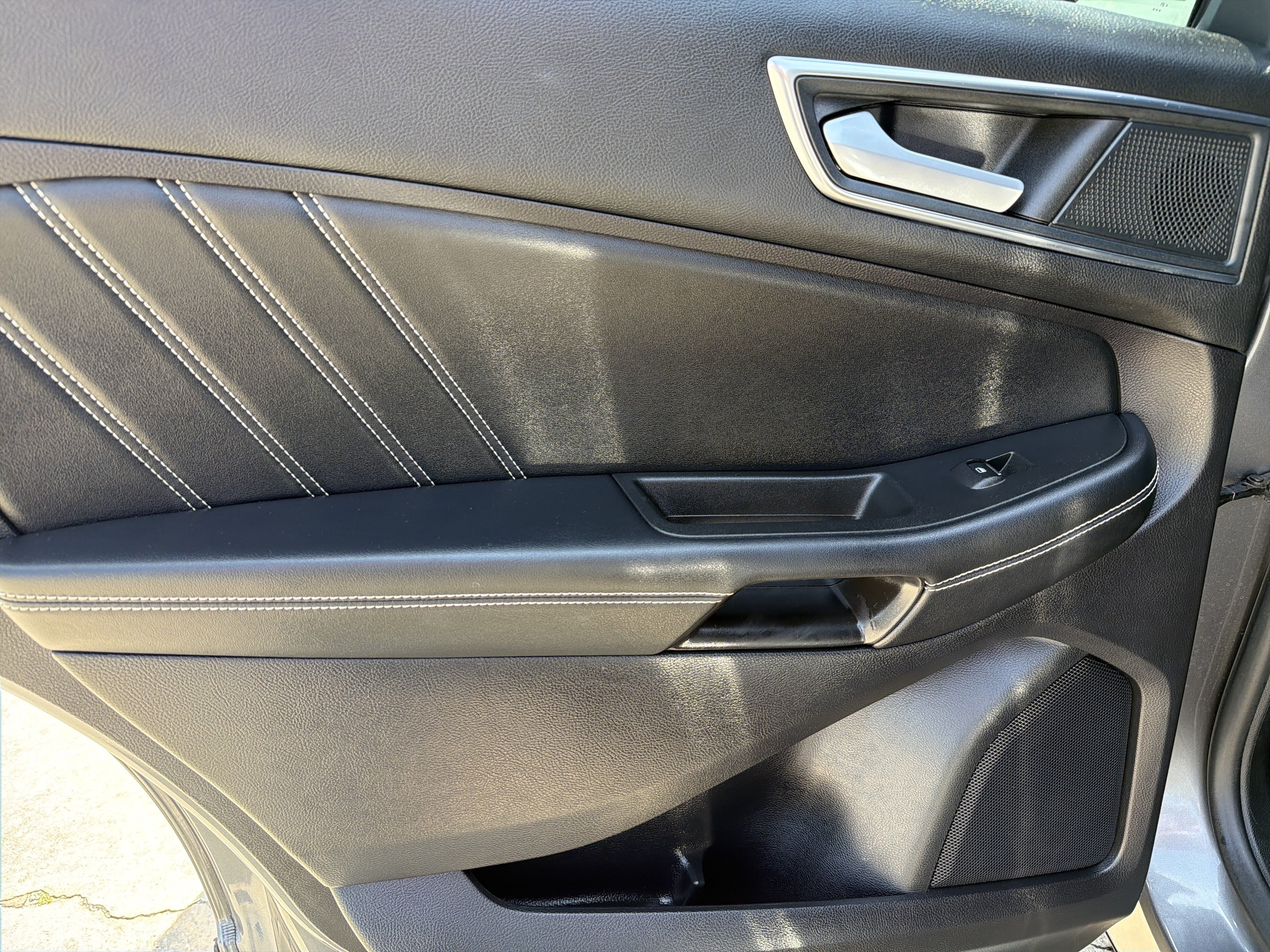 Used 2021 Ford Edge ST AWD/4WD image 22