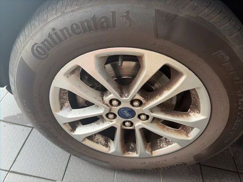 Used 2021 Ford Escape SE w/ Convenience Package image 28