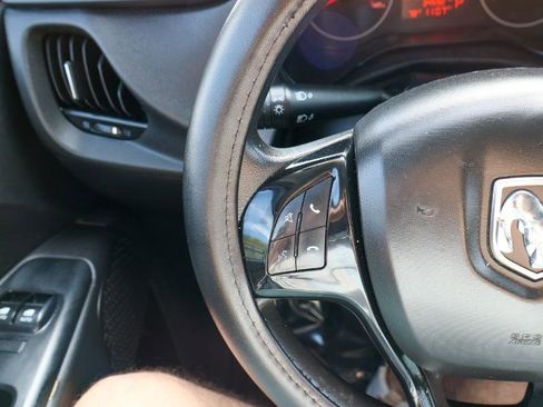 Used 2018 RAM ProMaster City Tradesman image 12