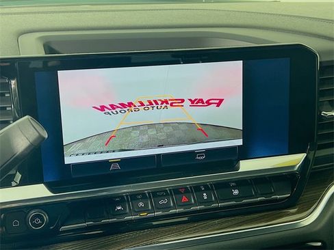 Used 2023 Chevrolet Silverado 1500 LT image 18