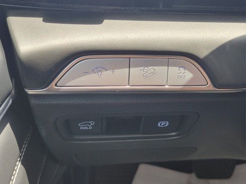 Used 2025 Genesis GV80 2.5T Standard AWD/4WD image 21