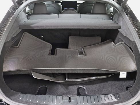 Used 2022 Tesla Model S Plaid image 40