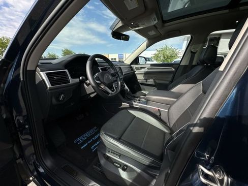 Used 2023 Volkswagen Atlas SEL AWD/4WD image 10
