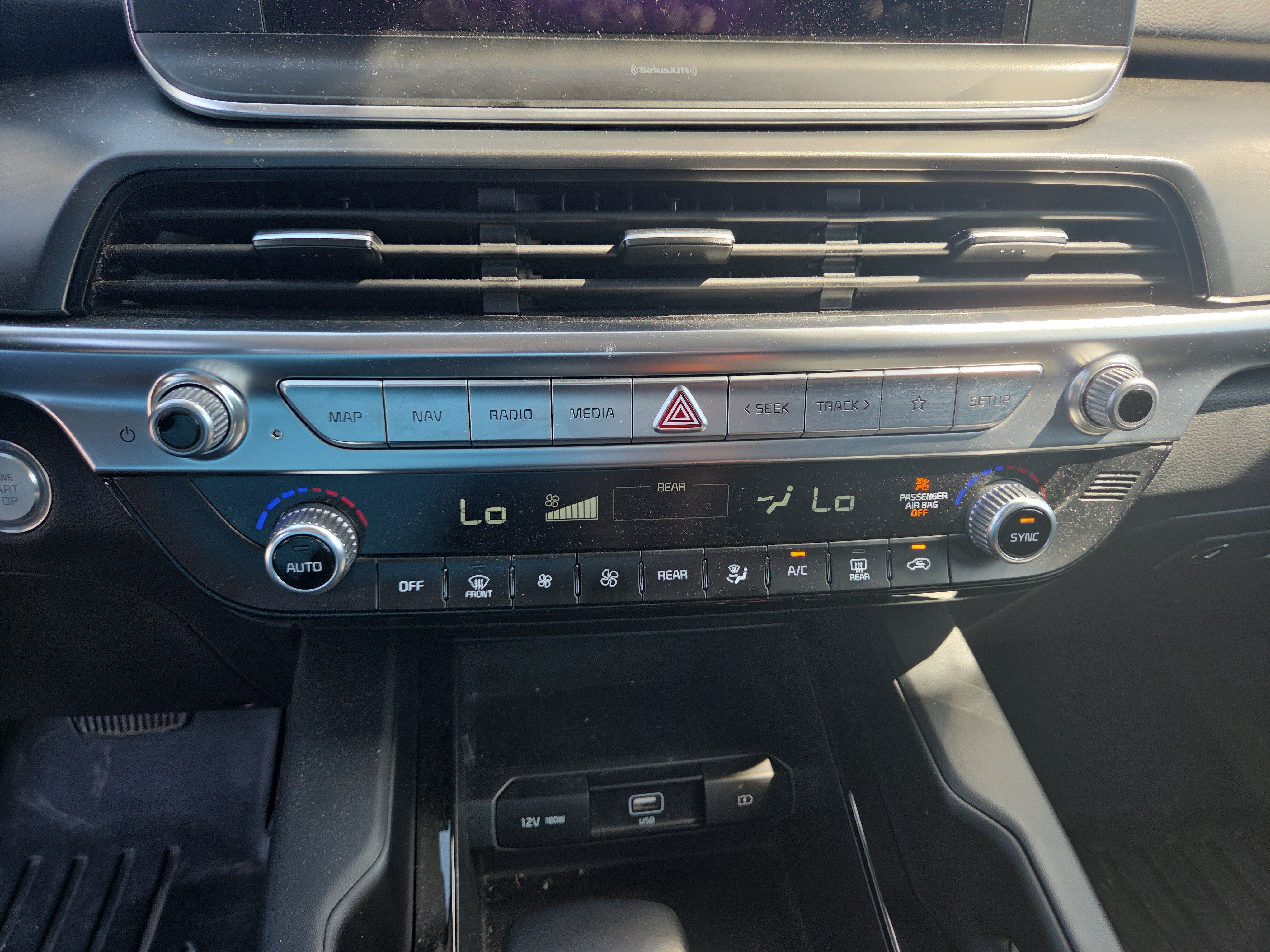 Used 2022 Kia Telluride LX AWD/4WD image 7