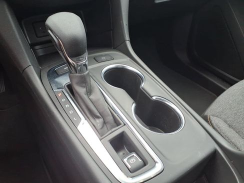 Certified 2024 Chevrolet Equinox LT AWD/4WD image 14