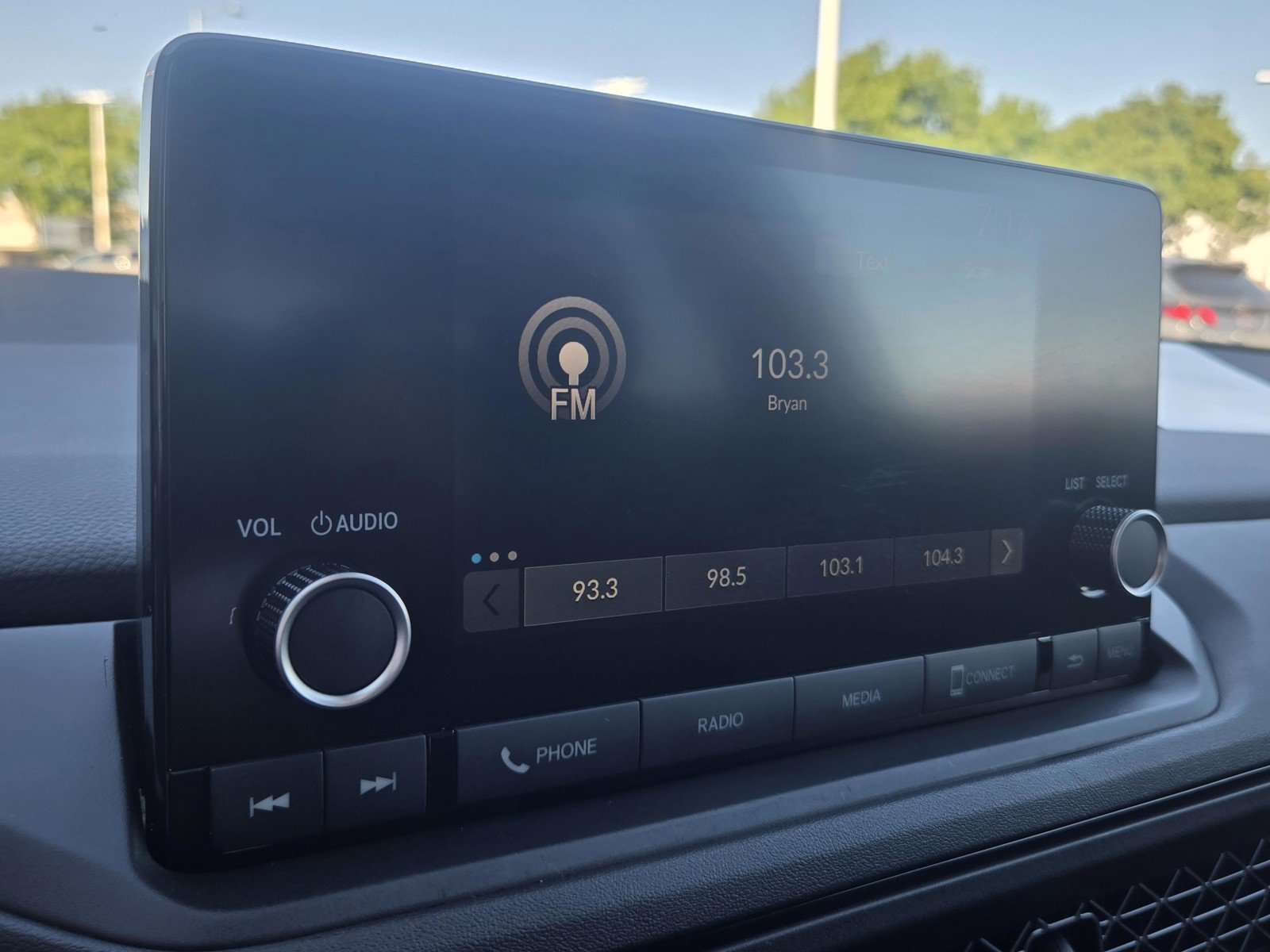 Used 2024 Honda Accord EX image 17