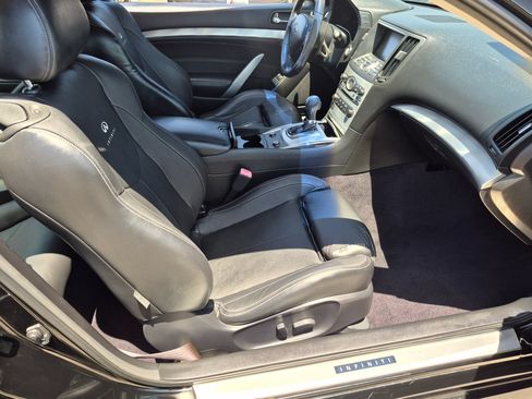 Used 2013 INFINITI G37 Journey w/ Premium Pkg RWD image 29