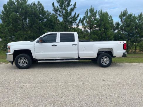 Used 2016 Chevrolet Silverado 2500 W/T w/ WT Convenience Package AWD/4WD image 4