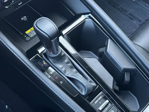 Certified 2025 Honda Accord Touring image 19