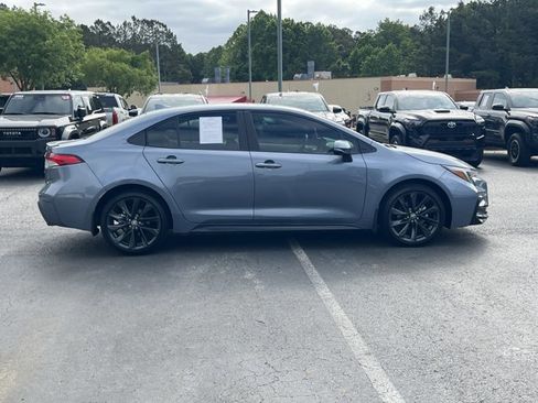 Certified 2024 Toyota Corolla SE FWD image 4
