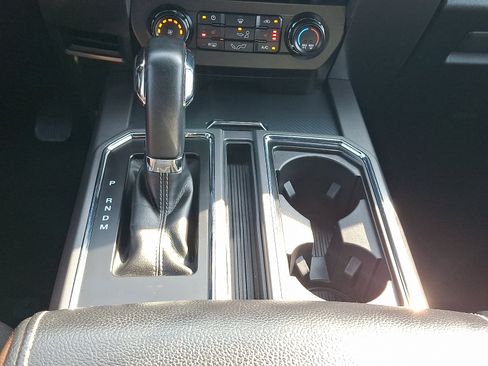 Used 2019 Ford F150 XLT w/ Equipment Group 302A Luxury AWD/4WD image 14
