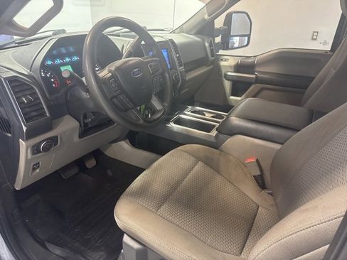 Used 2020 Ford F150 XLT image 12