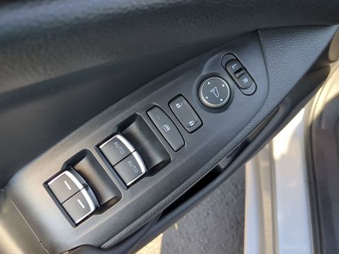 Used 2022 Honda Accord Sport image 15