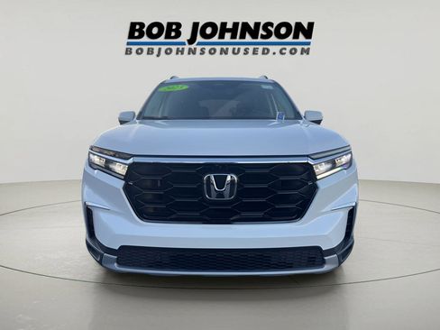 Used 2023 Honda Pilot Elite image 2