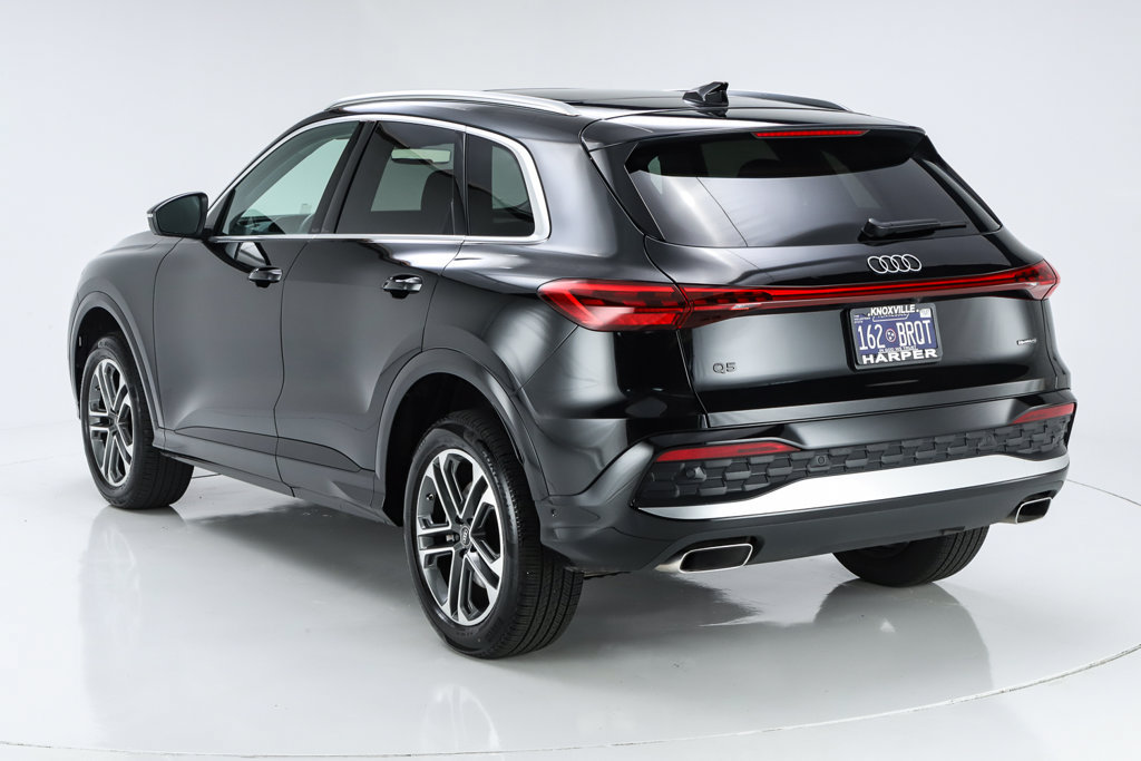 Used 2025 Audi Q5 Premium AWD/4WD image 11